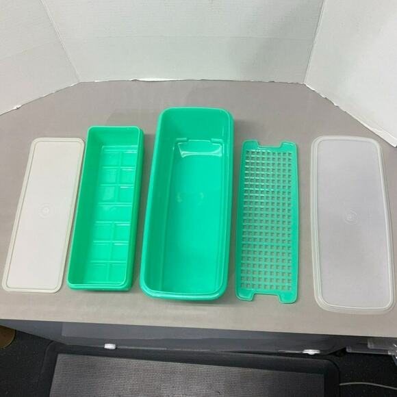 TUPPERWARE Bread Celery Vegetable Keeper Container Jadeite Green 782 892 Vintage - Picture 3 of 13